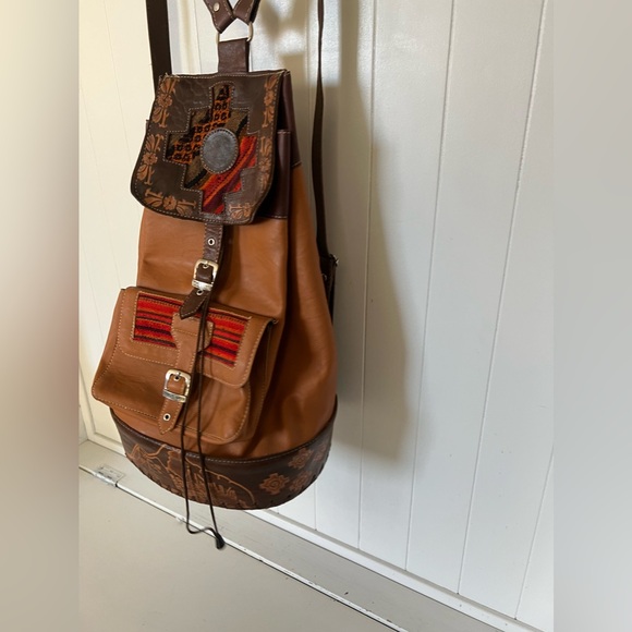 Puro cuero Multicolor Faux Leather  Backpack - Picture 4 of 10